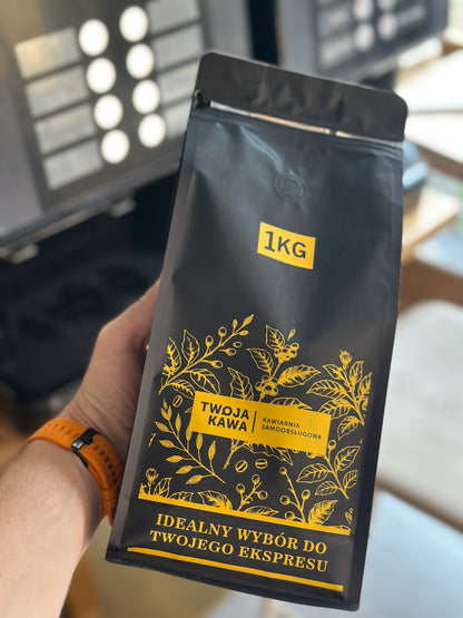 Kawa ziarnista 1KG w czarnym opakowaniu, Etiopia Yirgacheffe, złote zdobienia.
