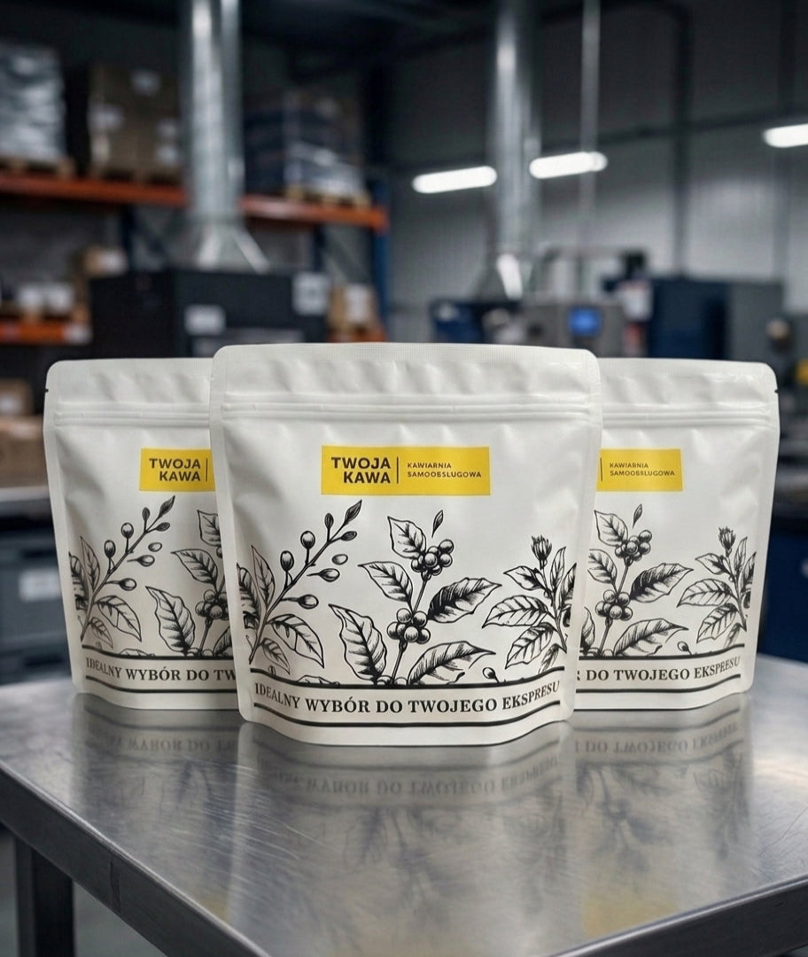 Torebka z kawą Strong Blend 70/30, 250 g, biało-czarna grafika roślinna